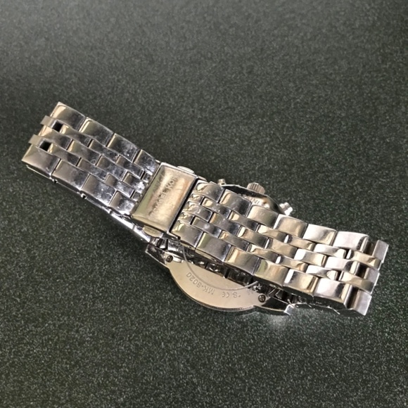 Michael Kors Ritz Silver-tone Women’s Watch MK-5020 - Picture 7 of 16